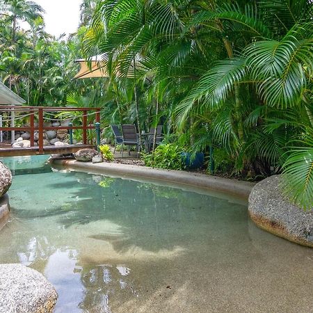 Seascape Holidays - Coral Apartments Port Douglas Dış mekan fotoğraf