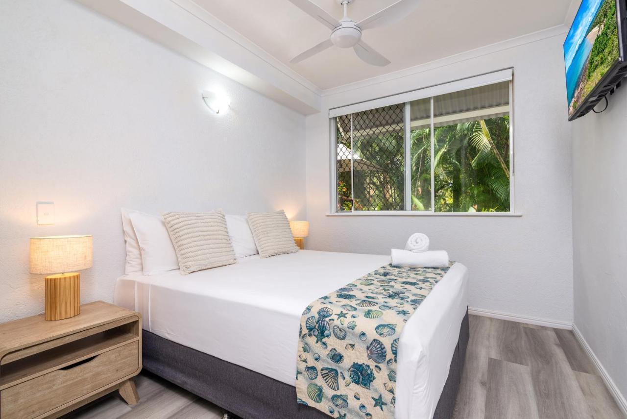 Seascape Holidays - Coral Apartments Port Douglas Dış mekan fotoğraf