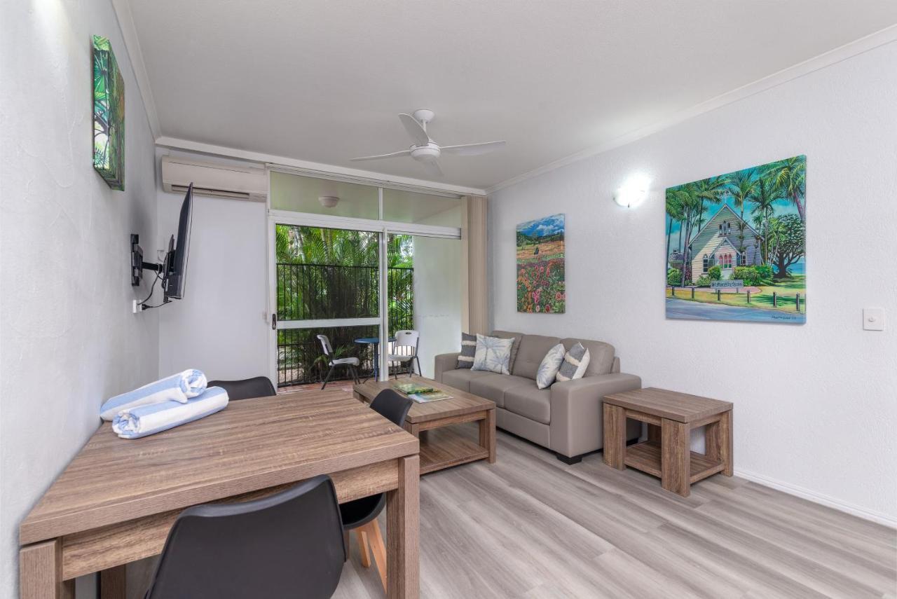 Seascape Holidays - Coral Apartments Port Douglas Dış mekan fotoğraf