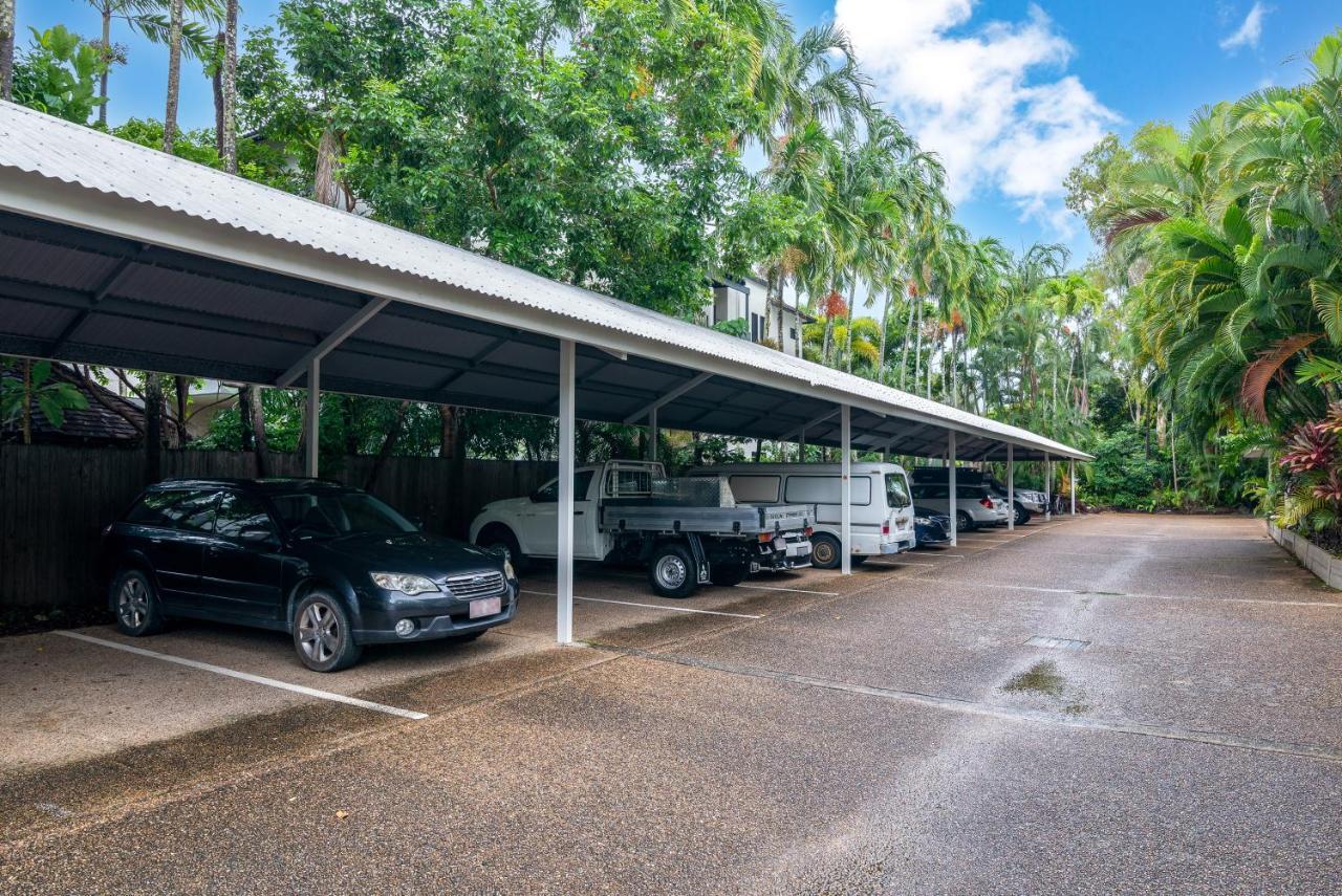 Seascape Holidays - Coral Apartments Port Douglas Dış mekan fotoğraf