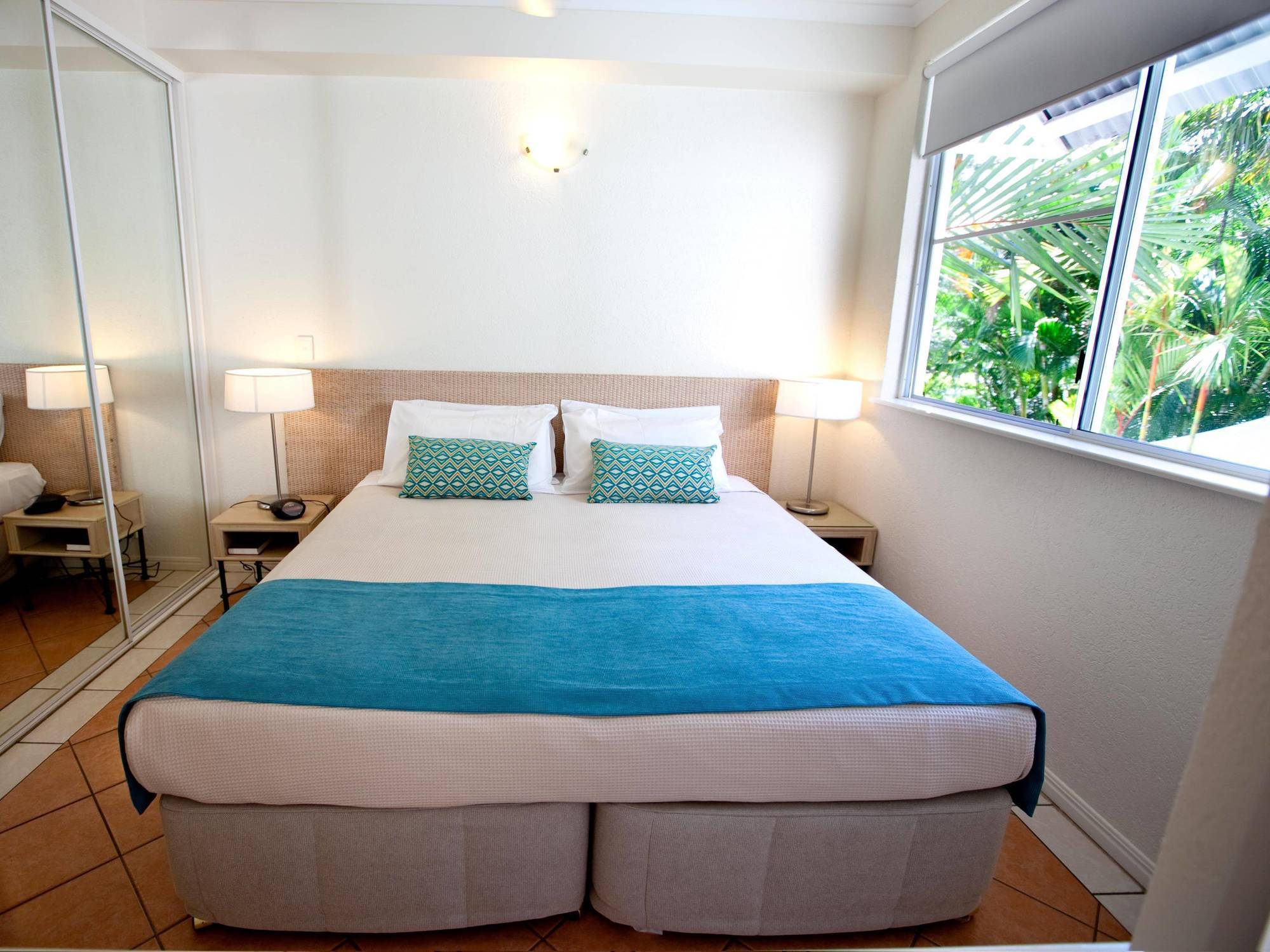 Seascape Holidays - Coral Apartments Port Douglas Dış mekan fotoğraf