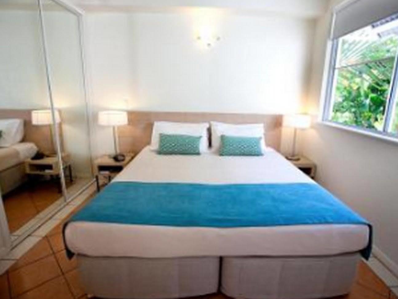 Seascape Holidays - Coral Apartments Port Douglas Dış mekan fotoğraf